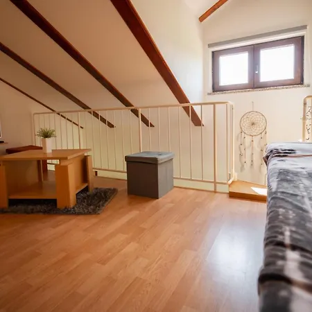 Specious Manitu In Forest Countryside شقة Fužine